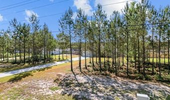 1916 Arnold Dr SE, Allenhurst, GA 31301