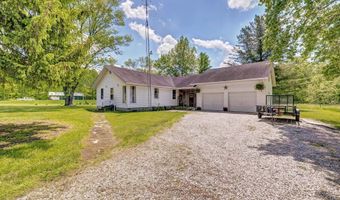 628 E Sand Hollar Rd, Bloomfield, IN 47424