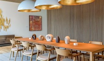 1001 Queen St 2412, Honolulu, HI 96814