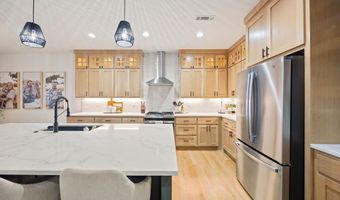 34 S Cheshnut Dr, Bella Vista, AR 72714