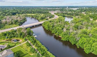 405 Riverside Cir, Anoka, MN 55303