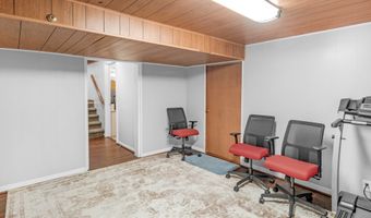 157 E Hill Valley Dr, Indianapolis, IN 46227