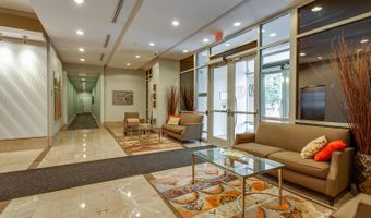 820 N POLLARD St 801, Arlington, VA 22203