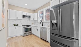 19 Sanford Ave, Belleville, NJ 07109