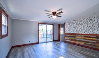 104 Grove Ave, Alma, MI 48801