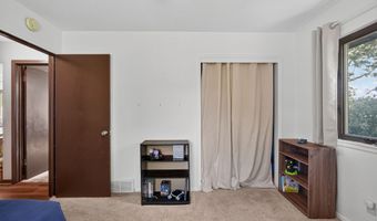 230 NW Arlan Dr, Ankeny, IA 50023