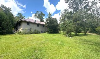 850 Gambier Dr, Alford, FL 32420