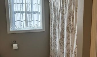 7 Hidden Meadows Dr, Charlestown, RI 02813