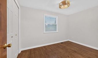 1506 Dicken Dr, Ann Arbor, MI 48103