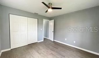 2342 SECTION Dr, Apopka, FL 32703