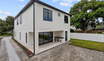 803 YATES St, Orlando, FL 32804