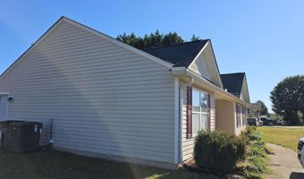 132 Falcon Ridge Dr, Boiling Springs, SC 29316