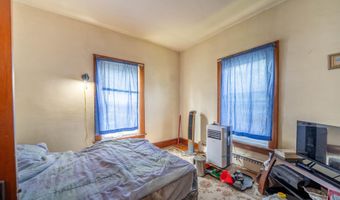 602 W ADAMS St, Abingdon, IL 61410