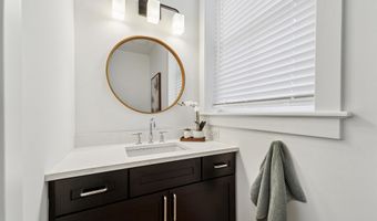 25 N RIDGE Ave A, Ambler, PA 19002