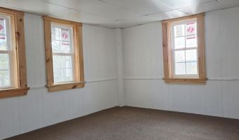 8 Graffam Rd, Baldwin, ME 04091