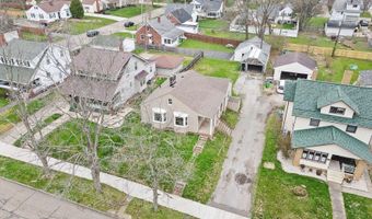 1073 Parkside Dr, Alliance, OH 44601
