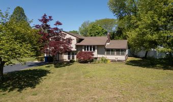 540 Sherman Ave, Belford, NJ 07718
