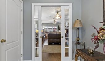 1720 Hollister Dr, Alcoa, TN 37701