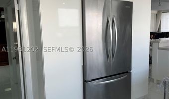 9350 W Bay Harbor Dr 5C, Bay Harbor Islands, FL 33154