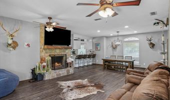 200 County Road 1574, Alba, TX 75410