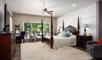 378 LAKEVIEW Cir, Alpine, AL 35014