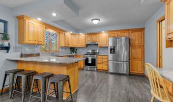 N371 FIELDSIDE Lane, Appleton, WI 54915