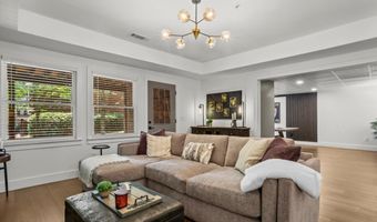 2424 Loxford Ln, Alpharetta, GA 30009
