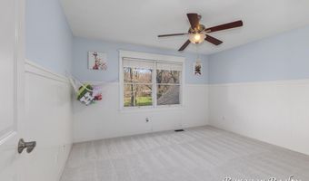 8790 Laurel Ridge Dr SE, Alto, MI 49302