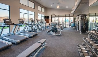 8220 Poinsettia St, Roseville, CA 95747