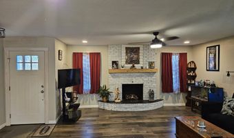 1705 Lakeview Dr, Ava, MO 65608