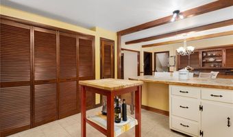 9 Valley Dr, Bristol, RI 02809