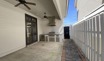 2110 Belfleur St, Baton Rouge, LA 70808
