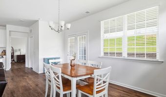 607 Pine Dune Ln, Aberdeen, NC 28315