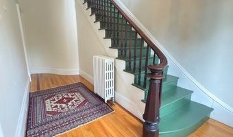 58 Oak St, Brattleboro, VT 05301