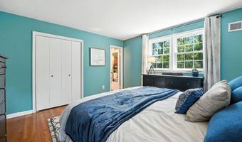 5105 LINETTE Ln, Annandale, VA 22003