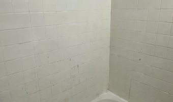14 Lester St 2L, Ansonia, CT 06401