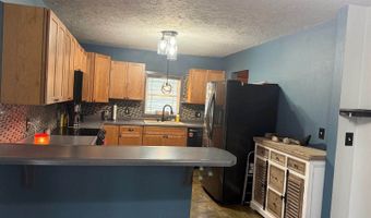 411 N 8th St, Akron, IA 51001