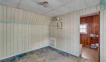 19 High St, Alexandria Bay, NY 13607