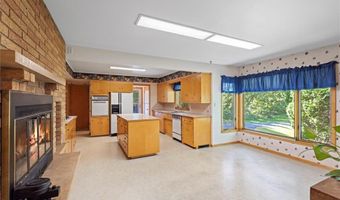 3430 Glenarden Rd, Arden Hills, MN 55112