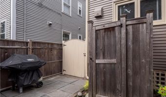 1 Pell St, Newport, RI 02840