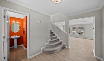 415 Standing Rock Dr, Boiling Springs, SC 29316