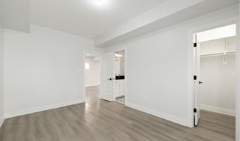 924 28TH St S, Arlington, VA 22202