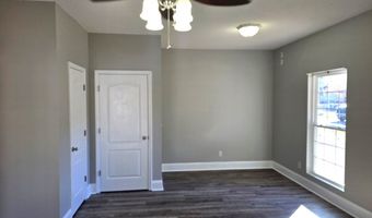 1715 Jimmy St, Adel, GA 31620