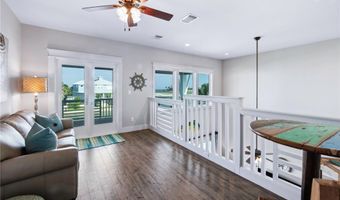 1009 Fiji Dr, Rockport, TX 78382