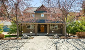 2211 NW Monterey Pines Dr, Bend, OR 97703
