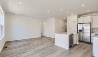 5127 N Quemoy St, Aurora, CO 80019