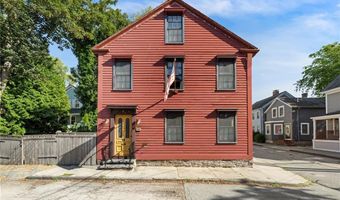 23 Willow St, Newport, RI 02840
