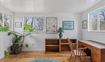 227 High St, Belfast, ME 04915