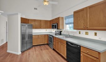137 HICKORY Ln, Reading, PA 19610