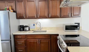 1128 Ala Napunani St 406, Honolulu, HI 96818